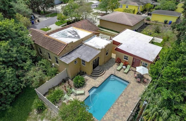 2x Private Properties + Pool