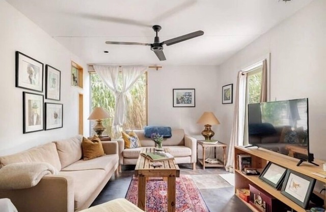 3/2 Mod Hideaway, Laid-back Loft. ACL/S Congress/Downtown. Dog-Friendly