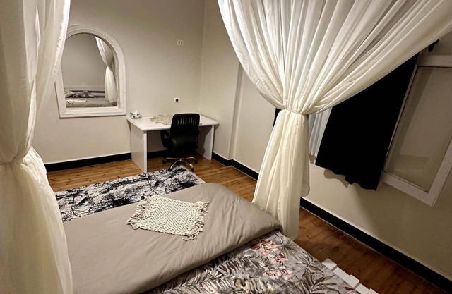 3 BDR apartment in downtown #N8