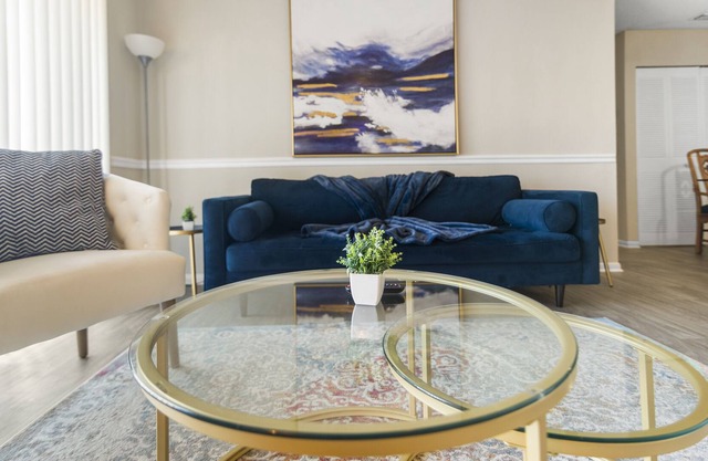 3 Bed/2 Bath Apartment with Pool, Gym and Laundry
