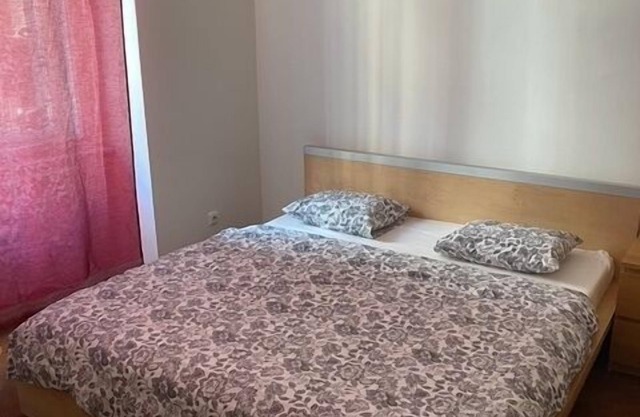 3 Bed Flat - Sleeps 10 - Pets - Smoking on terrace