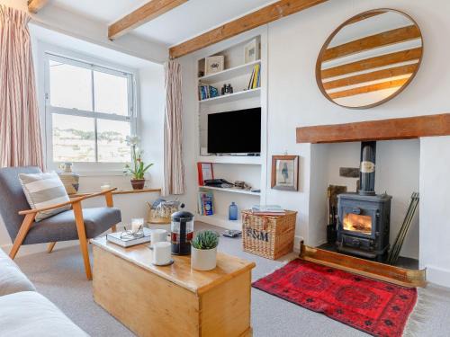 3 Bed in Polruan PC009