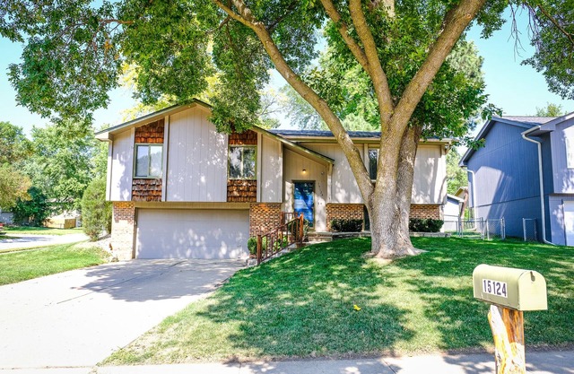 3 Bedroom ,2.5 Bath ,940Mbps,Fenced Yard, EV Charger