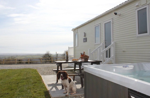 3 bedroom accommodation in St Ann’s Chapel, Callington