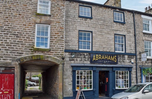 3 bedroom accommodation in Kirkby Lonsdale