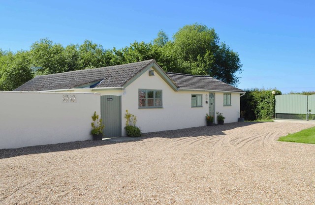 3 bedroom accommodation in Bilsington, near Ashford