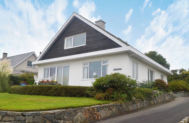 3 bedroom accommodation in Criccieth, near Porthmadog