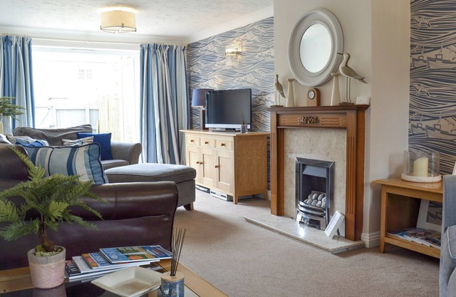 3 bedroom accommodation in West Bay, near Bridport