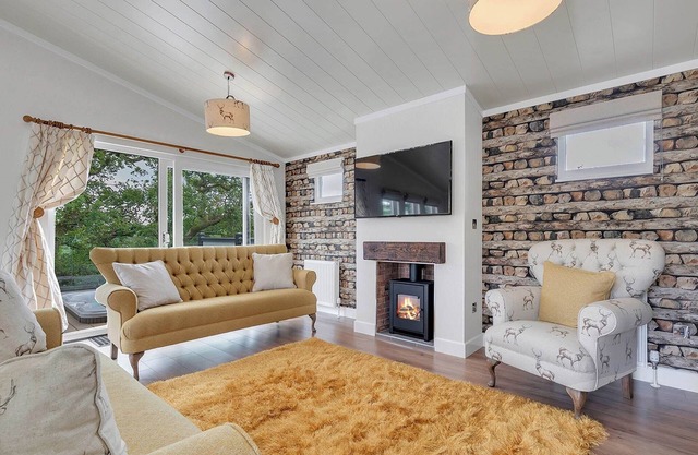 3 bedroom accommodation in Narberth