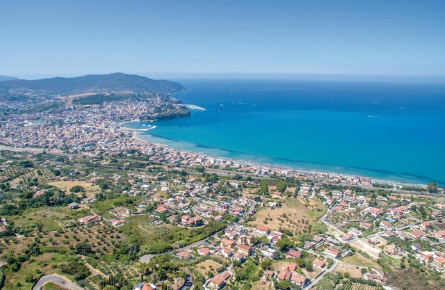 3 bedroom accommodation in Furore (SA)