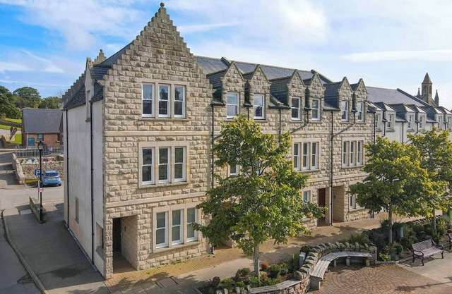 3 bedroom accommodation in Dornoch