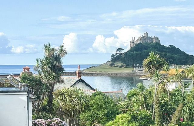 3 bedroom accommodation in Marazion