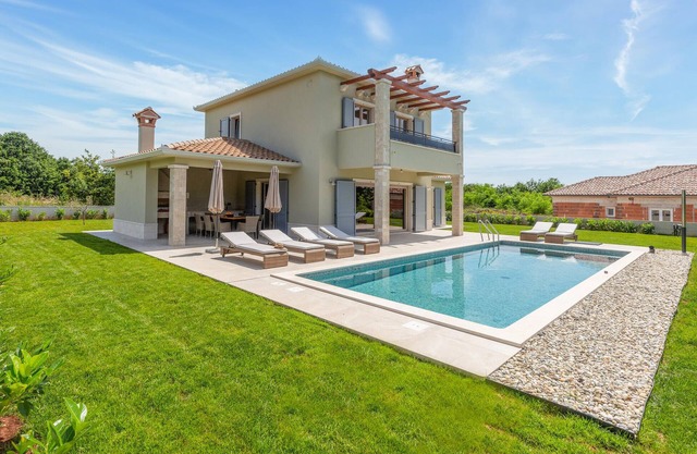 3 bedroom awesome home in Nedescina
