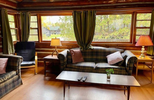 3-Bedroom Cottage on Balsam Lake in Kawarthas #14