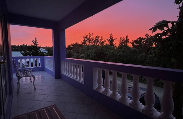 3 bedroom home with pool