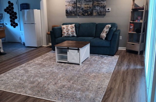 3-bedroom house close to Mona Lake, Lake Michigan and Michigan's Adventure