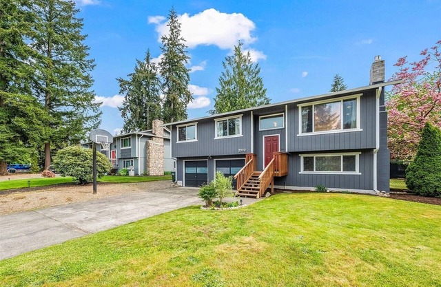 3-bedroom house in charming Puyallup with WiFi access