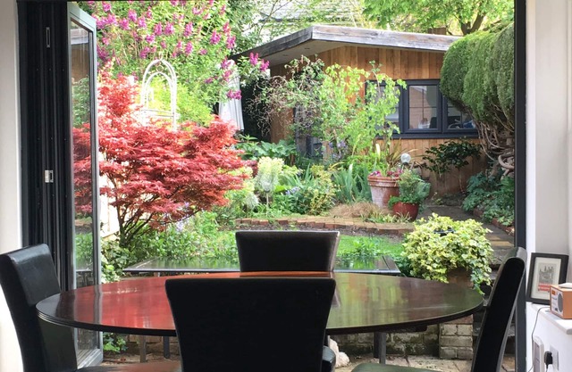 3 bedroom house in wonderful St Albans, 10 minutes walk from station into London