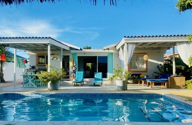 3-bedroom house with private pool in wonderful Pos Chiquito