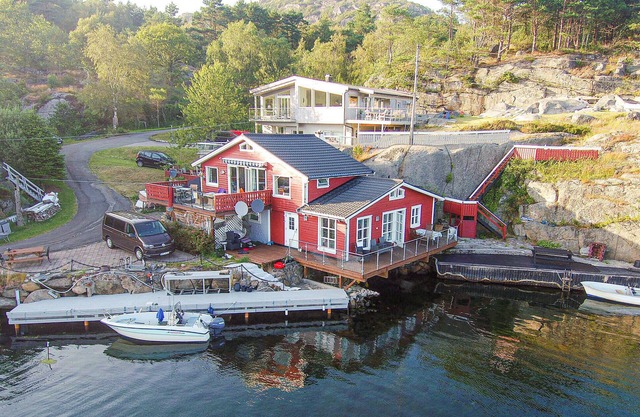 3 bedroom lovely home in Lyngdal