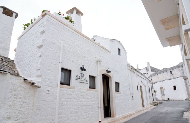 3 Bedroom Private vacation home in Alberobello