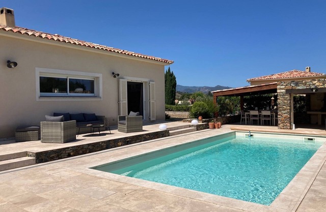 3 bedroom villa "Lisilou" with private pool