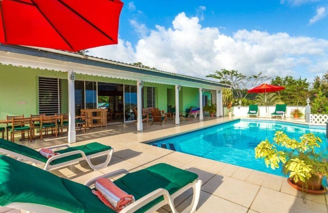3 bedroom Villa with pool -Calivigny Gardens Westerhall Grenada