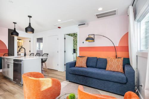3 Beds Condo WALK to Hillsboro Village, Belmont