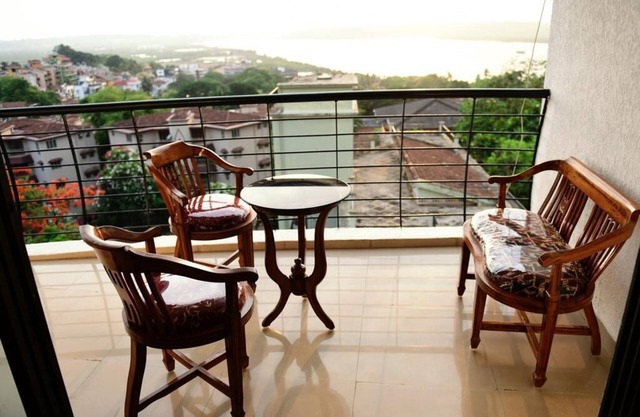 3 BHK APARTMENT WITH RIVER VIEW