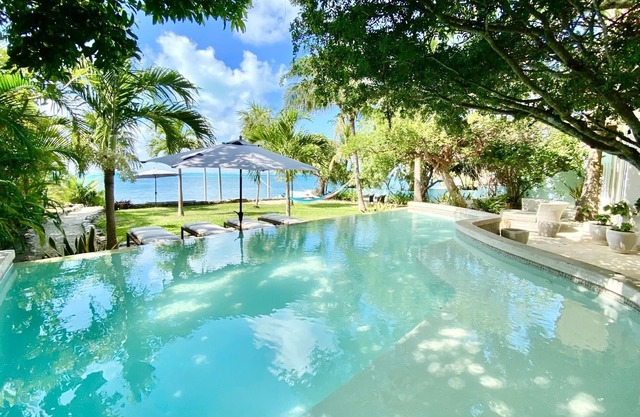3+ Br Oceanfront Newly Renovated & Ocean swimming & pool