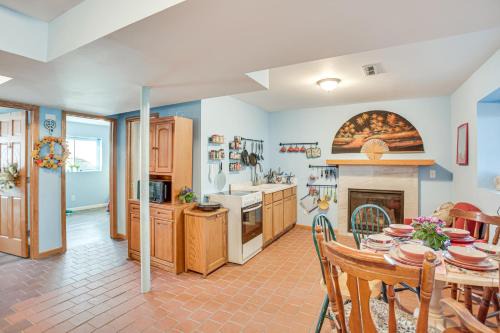 3 Mi to Central Minneapolis Unique Home!