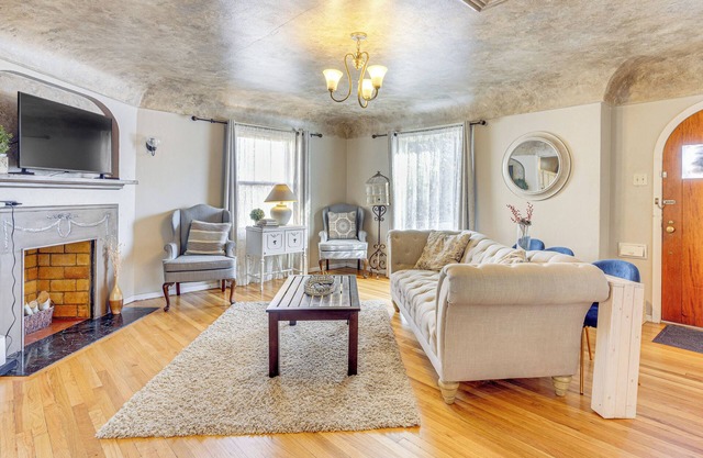 3 Mi to Pueblo Riverwalk: Quiet Home w/Patio