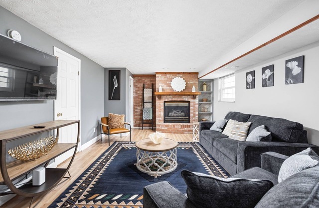 3 miles to Grand Park. Pet-Friendly w/Game Room!
