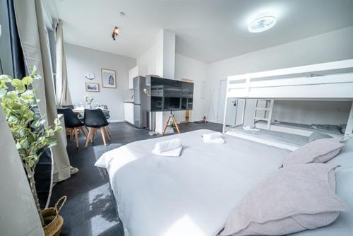 3 Modern city studio for 6 Bogenhausen near Messe Munich