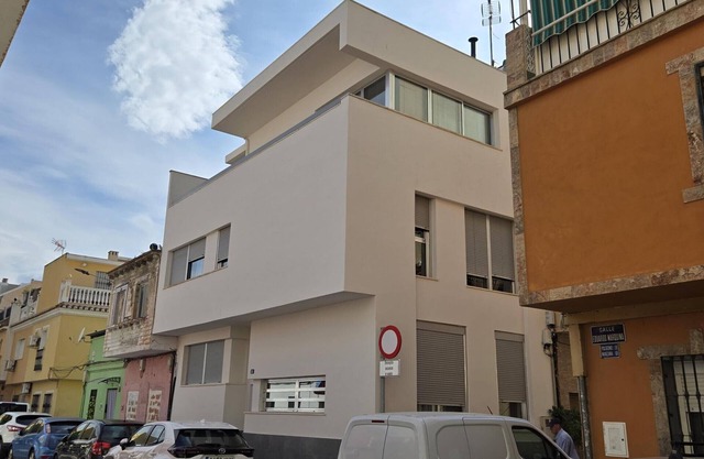 3-Storey Family Home near the Beach in Málaga
