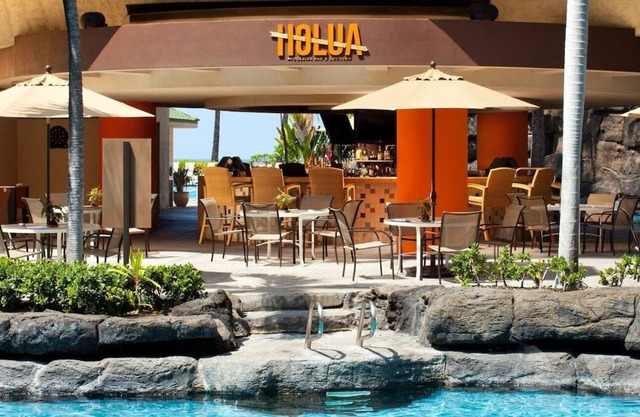 3 x Club Oceanfront 2 Double Beds at Outrigger Kona Resort and Spa