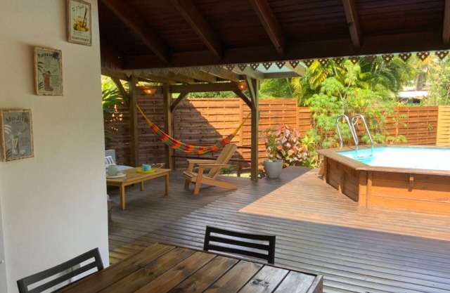 300 m from the beach, mini Villa with private pool