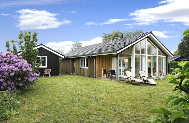 30048 Beder - Solsortevænget 5