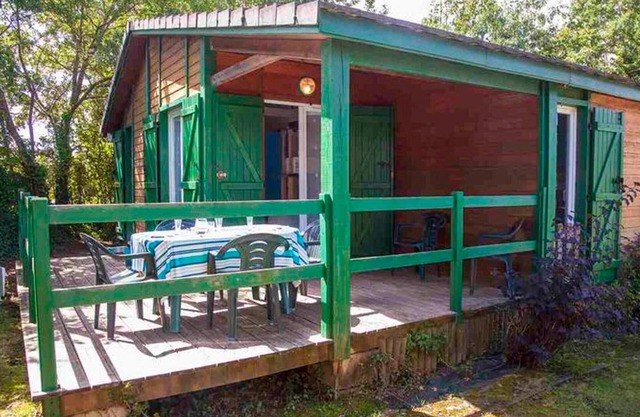 30m² Chalet with Terrace for 6 People