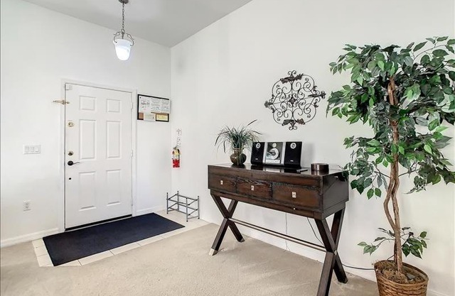 33 Andalusia House
