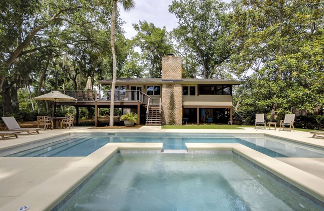 34 W. Beach Lagoon-DogFriendly, FREE Pool & Spa Heat Oct & Nov 2025.