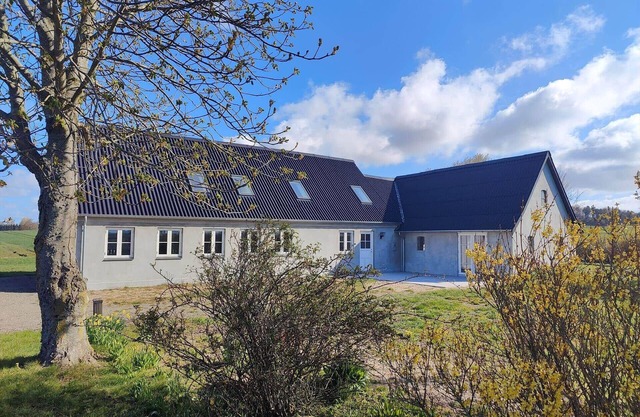 3697 Aakirkeby - Sandvejen 3