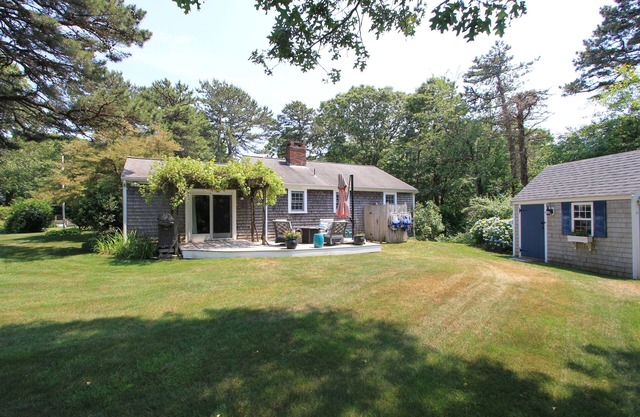 39 Wing Blvd W - Private beach access!