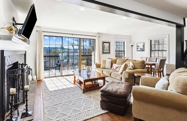 3BR/2.5Ba Idyllic Mountain Retreat - Sugar Hill 2A