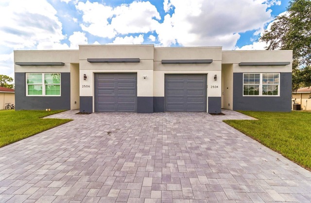 3BR 2BA Modern Minimalist Waterfront Haven