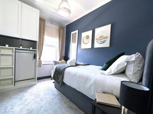 3BR House for contractors and professionals with free Parking & Netflix nr motorway