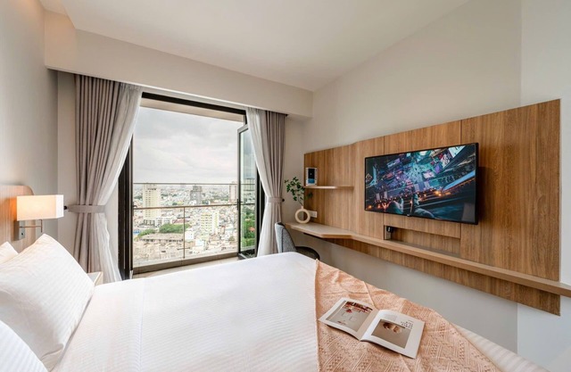 3BR Wabi-Sabi Apartment District 1