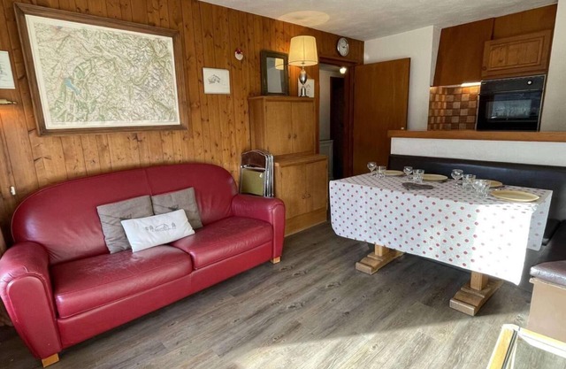 3rd floor, parking, tv, ski locker, 35m², Praz sur Arly