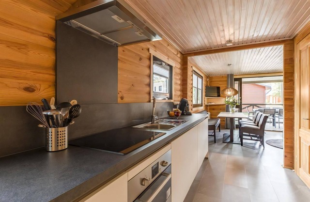 4-6-person chalet in the holiday park Landal Mooi Zutendaal