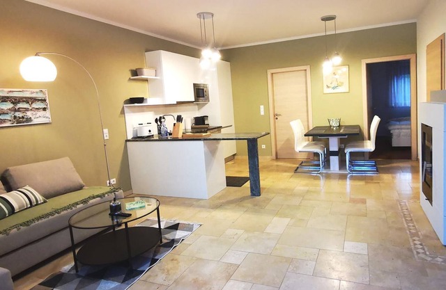 4 App. Christine, Bad + Dusche, WC, 2 Schafräume - Pannonia Appartements